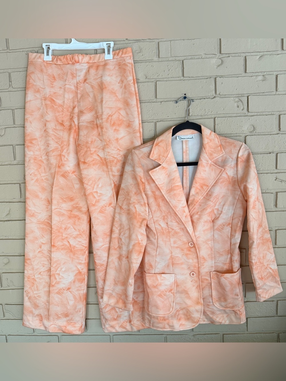 Vintage 70s Women's Leisure Suit Size S Peach Polyester Disco Going Out Power